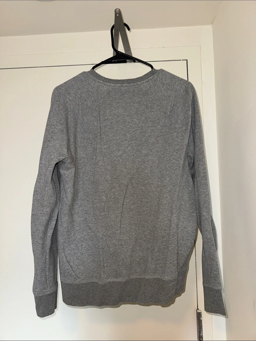 Banana Republic Gray Crewneck Sweatshirt